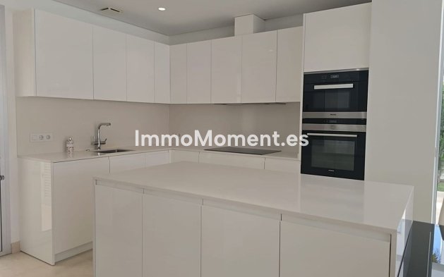 Revente - Villa - Marbella - Río Real