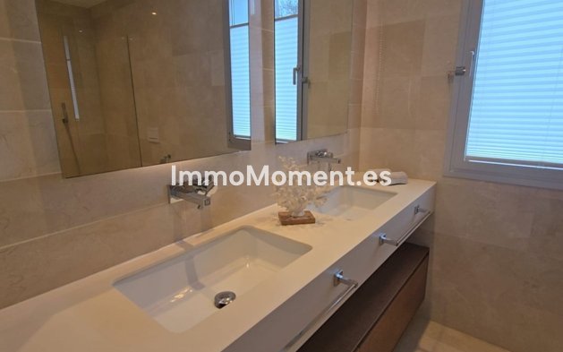 Revente - Villa - Marbella - Río Real