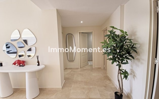Resale - Apartment - Benahavís - Benahavís Centro