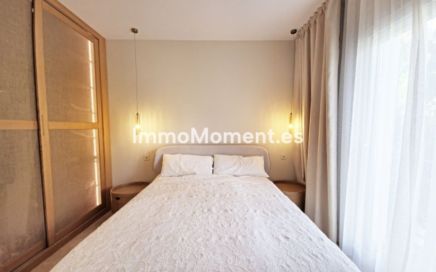 Resale - Apartment - Benahavís - Benahavís Centro