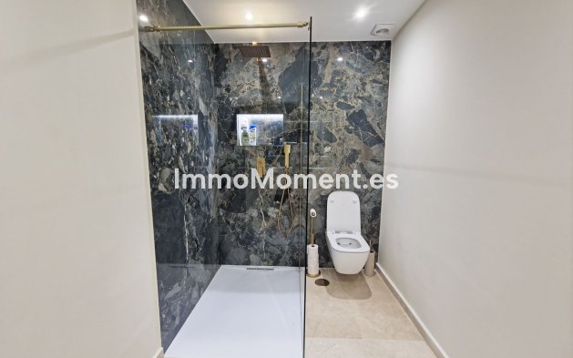 Resale - Apartment - Benahavís - Benahavís Centro