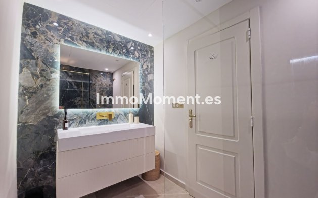 Resale - Apartment - Benahavís - Benahavís Centro