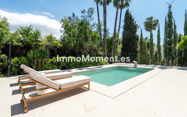 Resale - Villa - Marbella - Nueva Andalucía