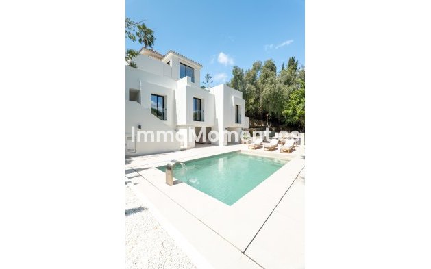 Resale - Villa - Marbella - Nueva Andalucía