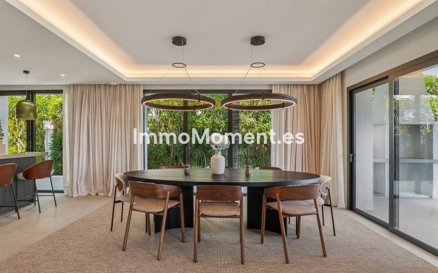 Wiederverkauf - Villa - Marbella - Nueva Andalucía