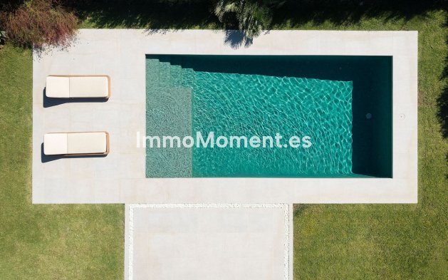 Wiederverkauf - Villa - Marbella - Nueva Andalucía