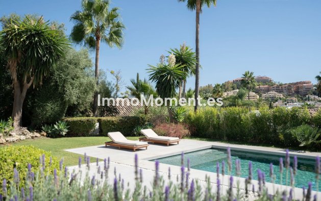 Wiederverkauf - Villa - Marbella - Nueva Andalucía