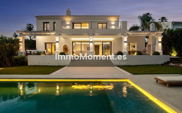 Wiederverkauf - Villa - Marbella - Nueva Andalucía