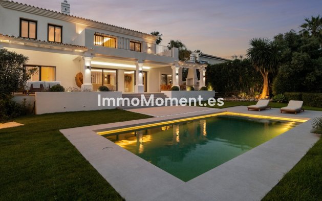 Wiederverkauf - Villa - Marbella - Nueva Andalucía