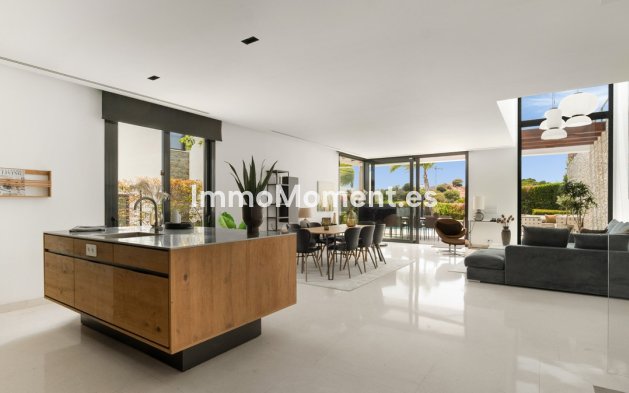 Wiederverkauf - Villa - Marbella - Cabopino