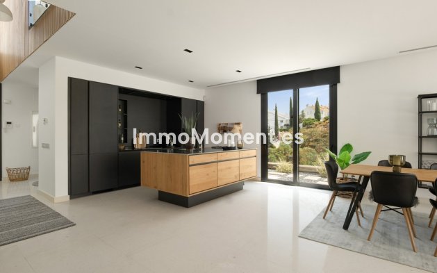 Wiederverkauf - Villa - Marbella - Cabopino