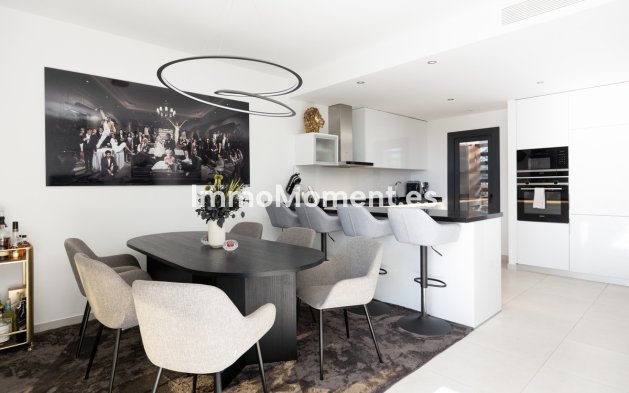 Revente - Maison mitoyenne - Estepona  - Estepona Centro