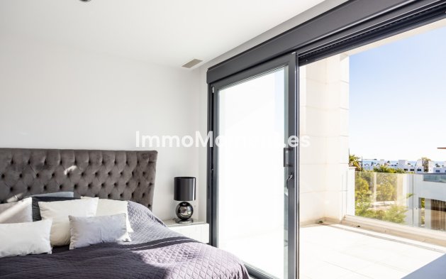 Revente - Maison mitoyenne - Estepona  - Estepona Centro