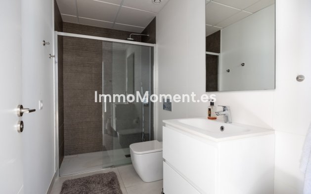 Revente - Maison mitoyenne - Estepona  - Estepona Centro