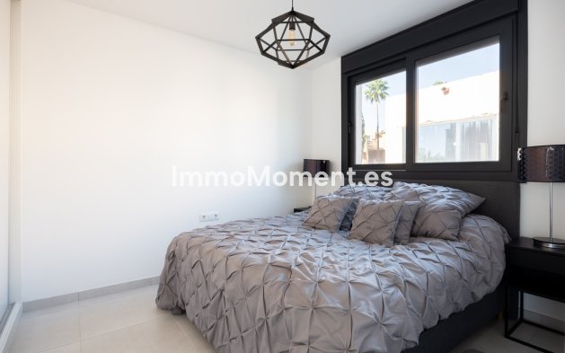 Revente - Maison mitoyenne - Estepona  - Estepona Centro