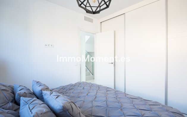 Revente - Maison mitoyenne - Estepona  - Estepona Centro