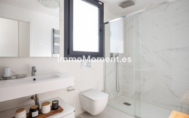 Revente - Maison mitoyenne - Estepona  - Estepona Centro