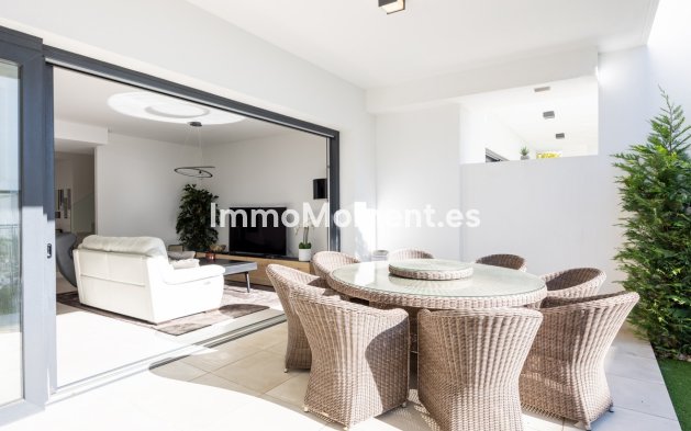 Revente - Maison mitoyenne - Estepona  - Estepona Centro
