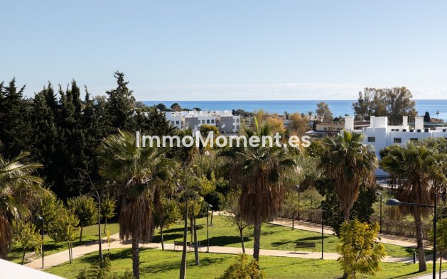 Revente - Maison mitoyenne - Estepona  - Estepona Centro