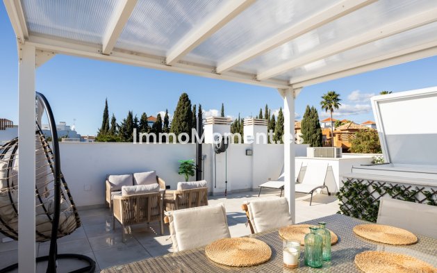 Revente - Maison mitoyenne - Estepona  - Estepona Centro