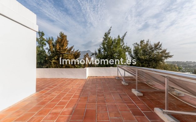 Resale - Villa - Benahavís - La Quinta
