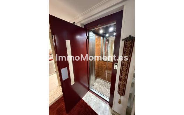 Wiederverkauf - Villa - Benalmadena - Benalmadena Costa