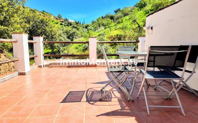 Reventa - Casa de campo - Interior  - Almogía