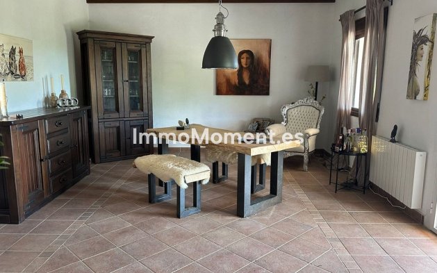 Resale - Villa - Inland  - Alora