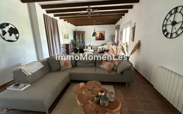 Resale - Villa - Inland  - Alora