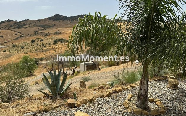 Resale - Villa - Inland  - Alora