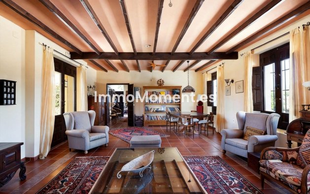 Reventa - Casa de campo - Interior  - Almogía