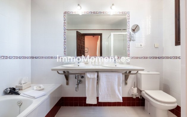 Reventa - Casa de campo - Interior  - Almogía