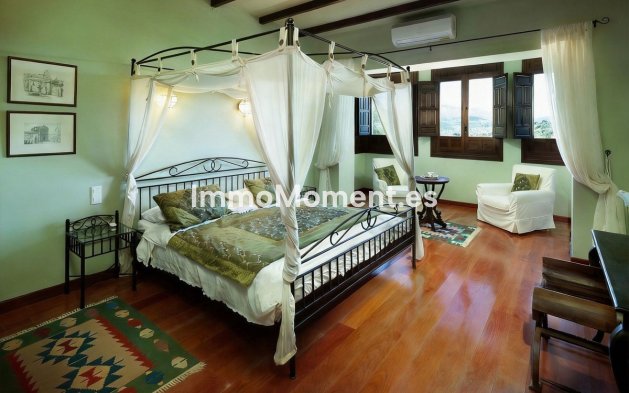 Reventa - Casa de campo - Interior  - Almogía