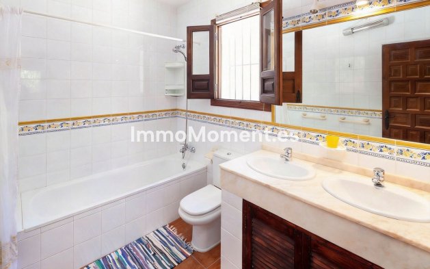 Reventa - Casa de campo - Interior  - Almogía