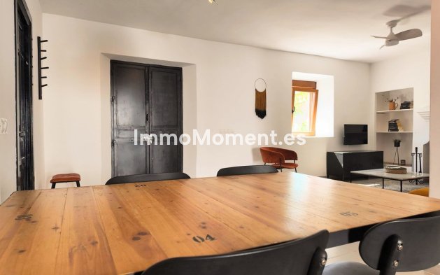 Reventa - Casa de campo - Interior  - Alora
