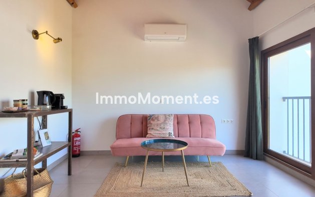 Reventa - Casa de campo - Interior  - Alora