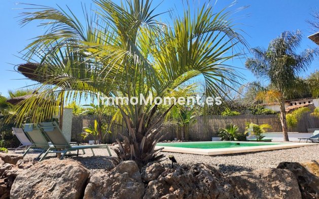 Reventa - Casa de campo - Interior  - Alora