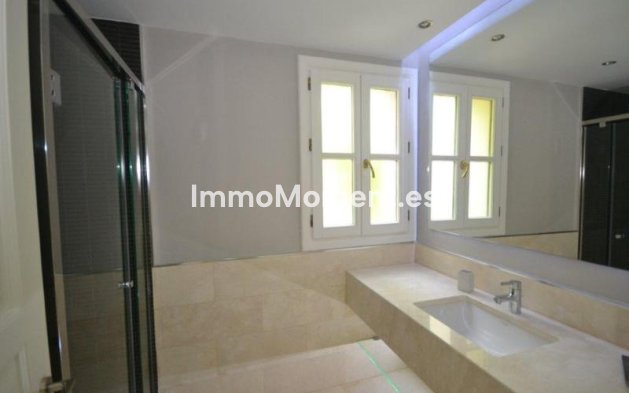 Bestaande woning - Villa - Marbella - Guadalmina Baja