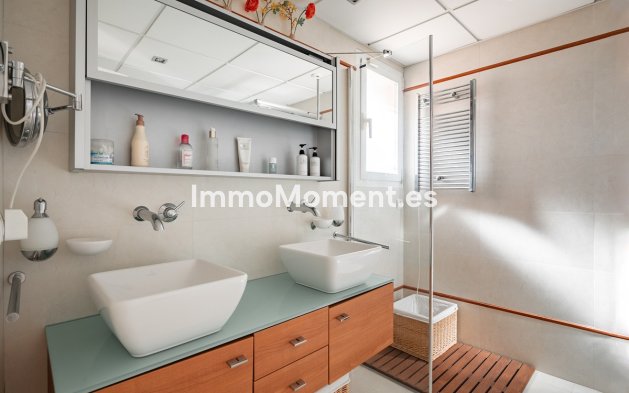 Wiederverkauf - Villa - Estepona  - New Golden Mile