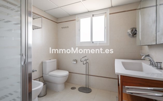 Wiederverkauf - Villa - Estepona  - New Golden Mile