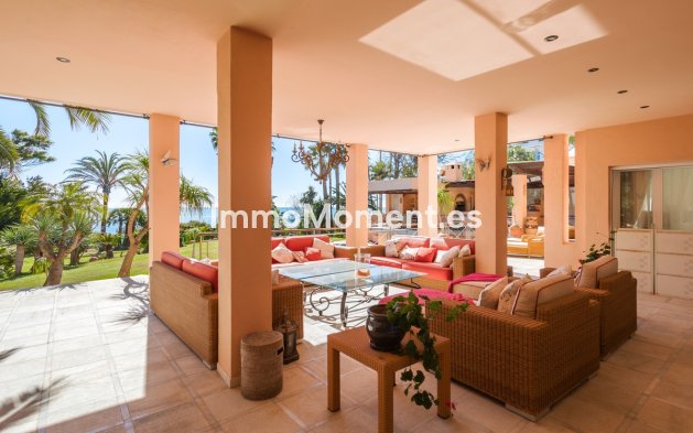 Wiederverkauf - Villa - Estepona  - New Golden Mile