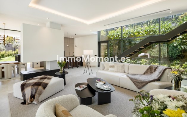 Revente - Villa - Marbella - Nueva Andalucía