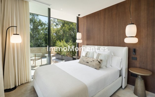 Revente - Villa - Marbella - Nueva Andalucía