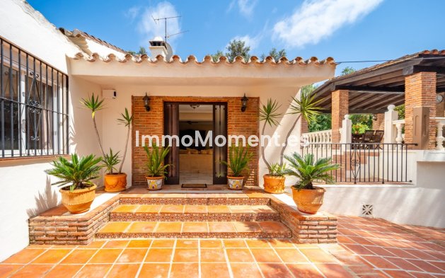 Wiederverkauf - Villa - Marbella - El Rosario
