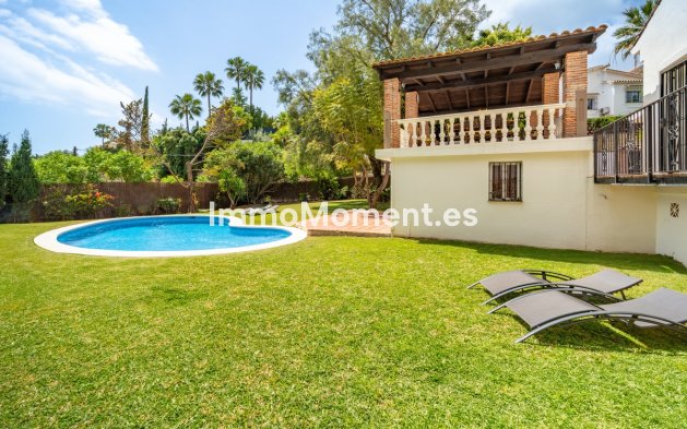 Wiederverkauf - Villa - Marbella - El Rosario
