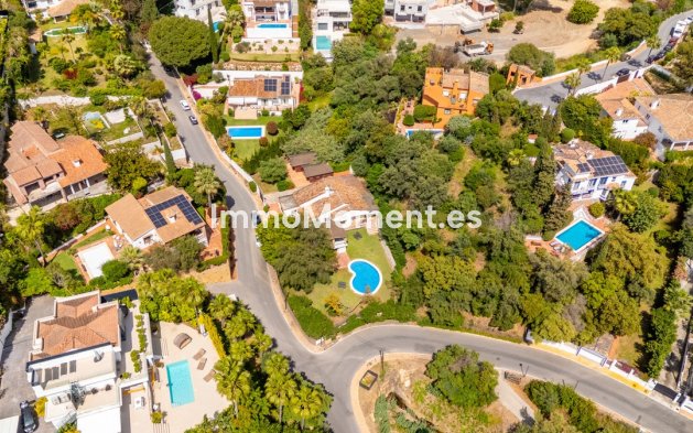 Wiederverkauf - Villa - Marbella - El Rosario