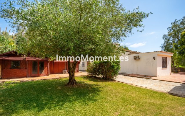 Wiederverkauf - Villa - Marbella - El Rosario