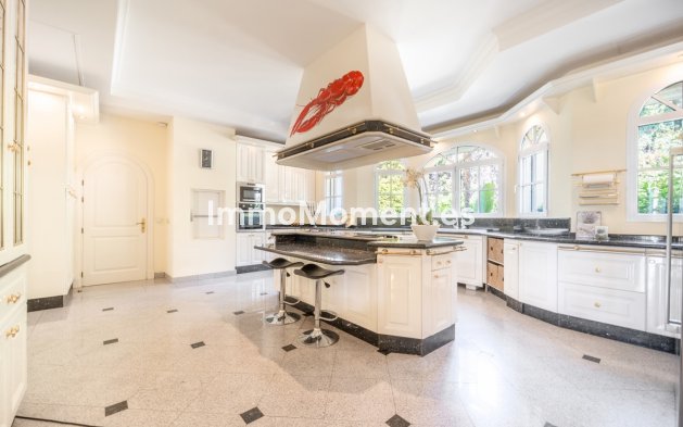 Wiederverkauf - Villa - Marbella - The Golden Mile