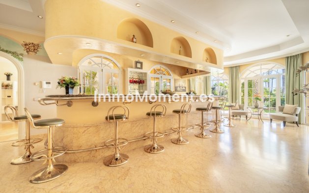 Wiederverkauf - Villa - Marbella - The Golden Mile