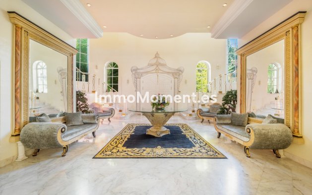 Wiederverkauf - Villa - Marbella - The Golden Mile